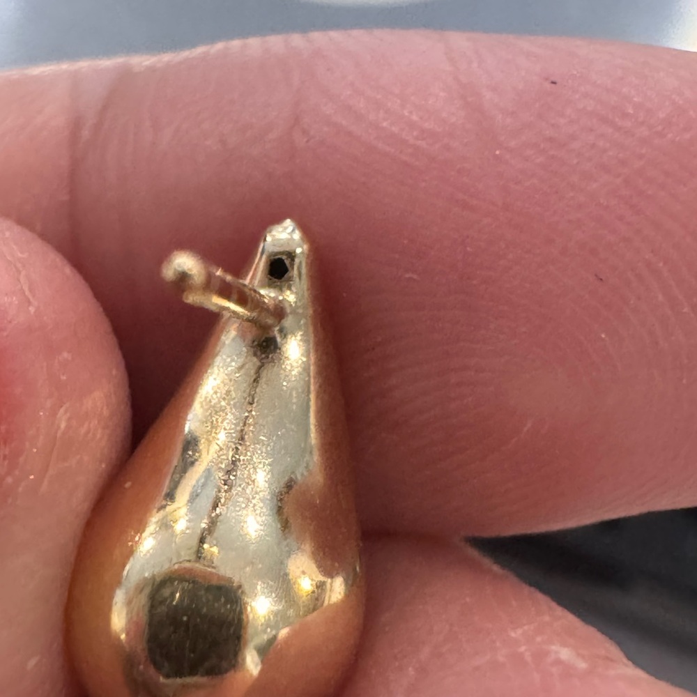 18K Real Gold Earrings - Picture 3 of 6
